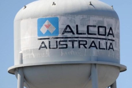 Alcoa to close WA refinery, hundreds of jobs to be axed