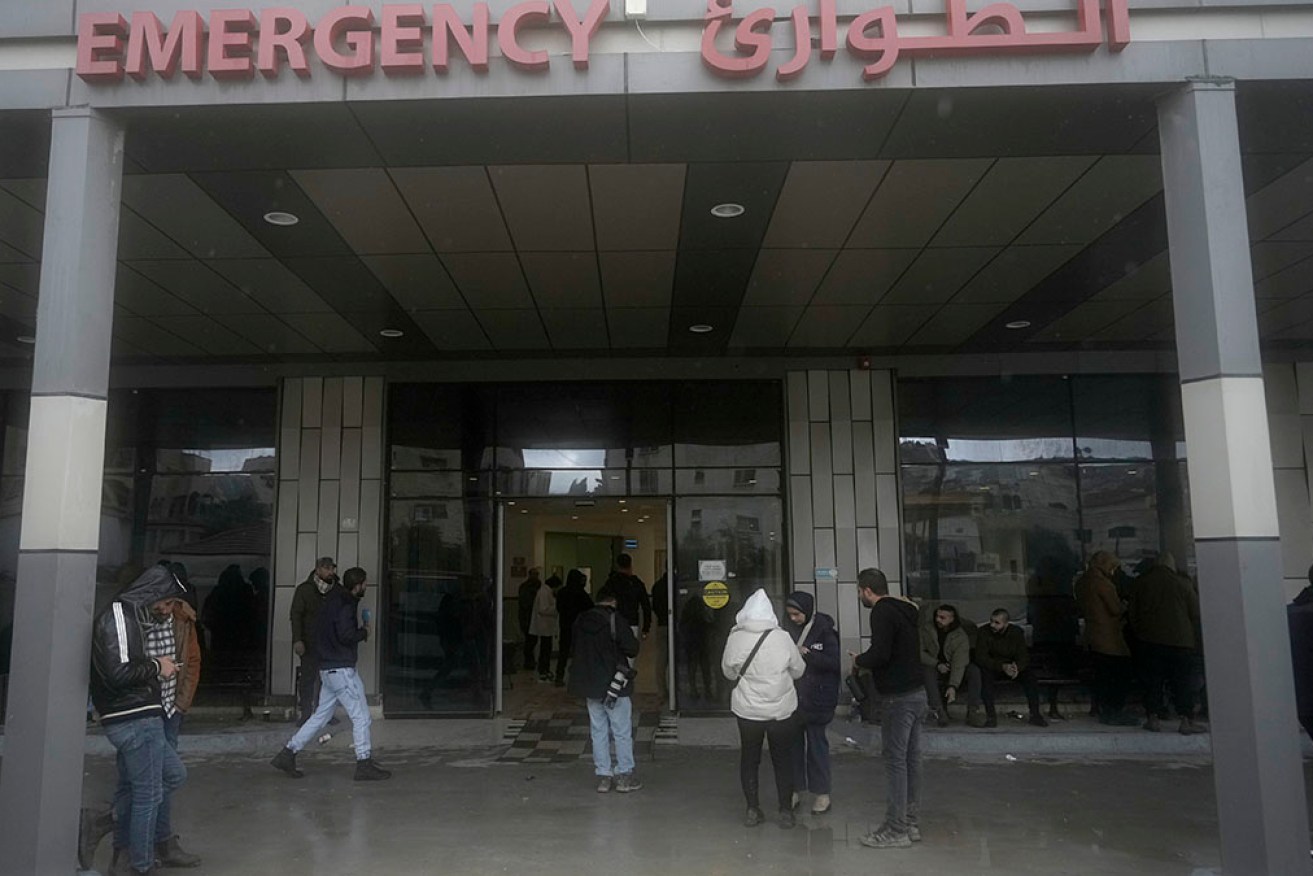 Israeli forces disguised as women and medics stormed a Jenin hospital killing Palestinian militants.