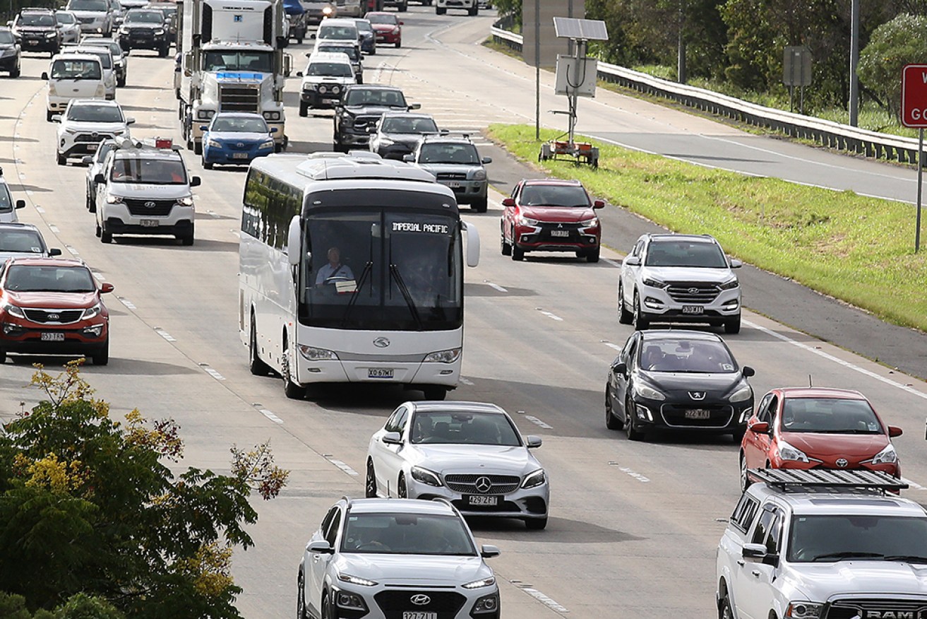 The government says its fuel efficiency standards will save car owners thousands. 