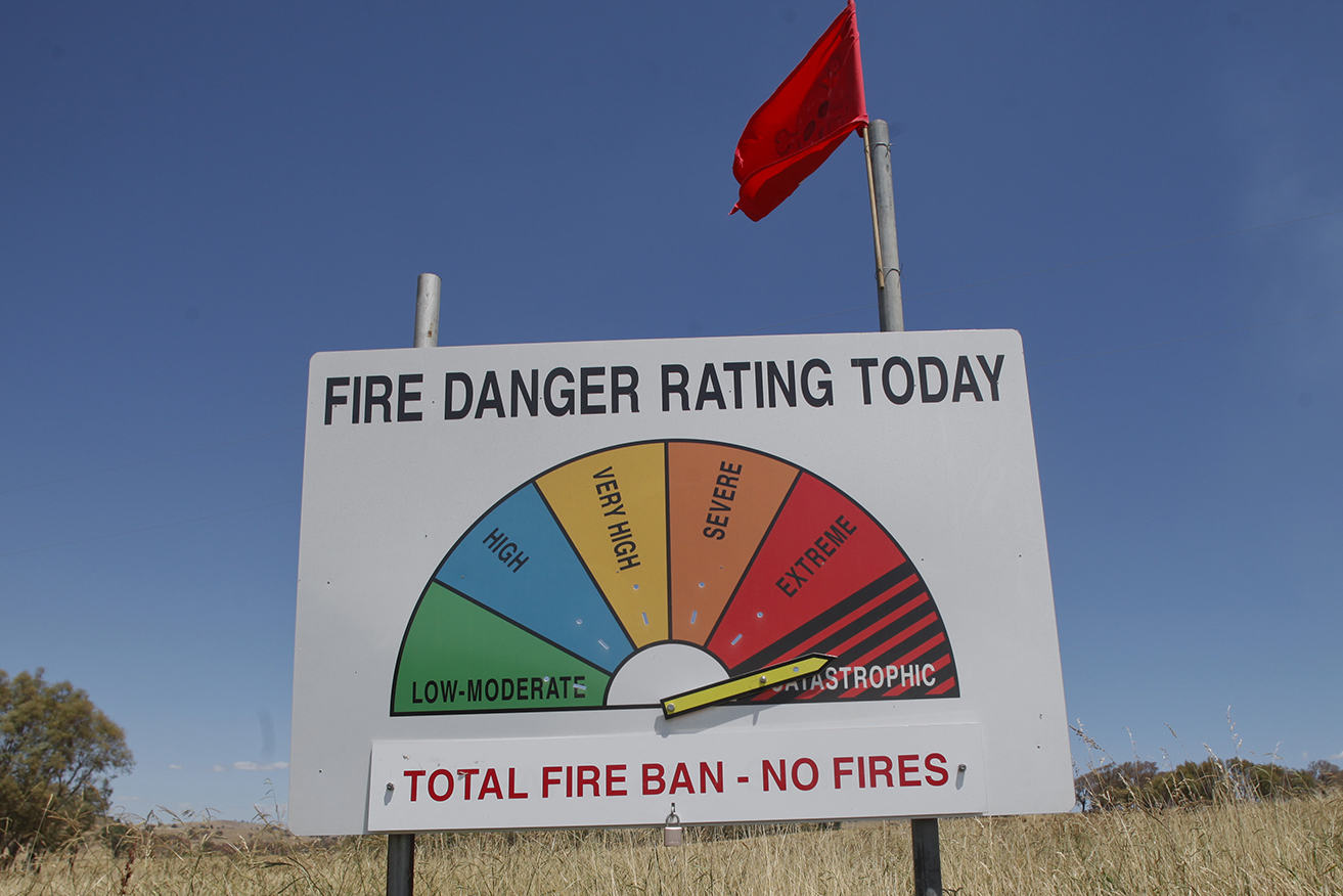 States in southern Australian are on high alert as hot, windy conditions fuel bushfire concerns.