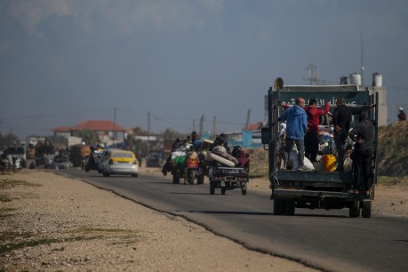 Israeli military seizes Rafah border crossing