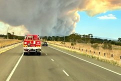 Locals stay back to protect homes from bushfire