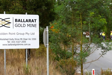 Rescues: Trapped miner dies, WA family alive