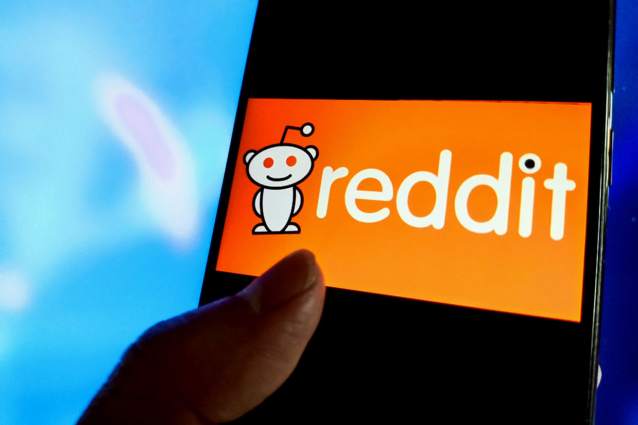Reddit's shares will begin trading on the New York Stock Exchange at $US34 a share.