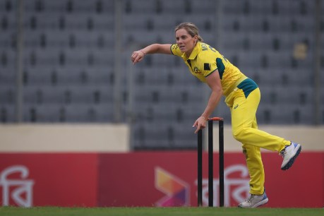 Sophie Molineux stars as Australia thrashes Bangladesh in second women’s ODI