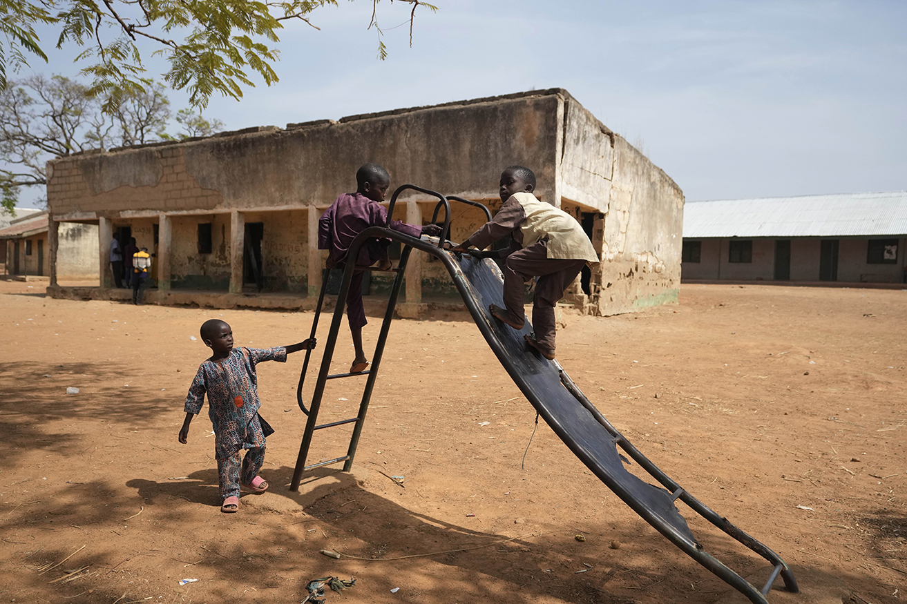 Nigerian Army Rescues 137 Abducted Kaduna Students