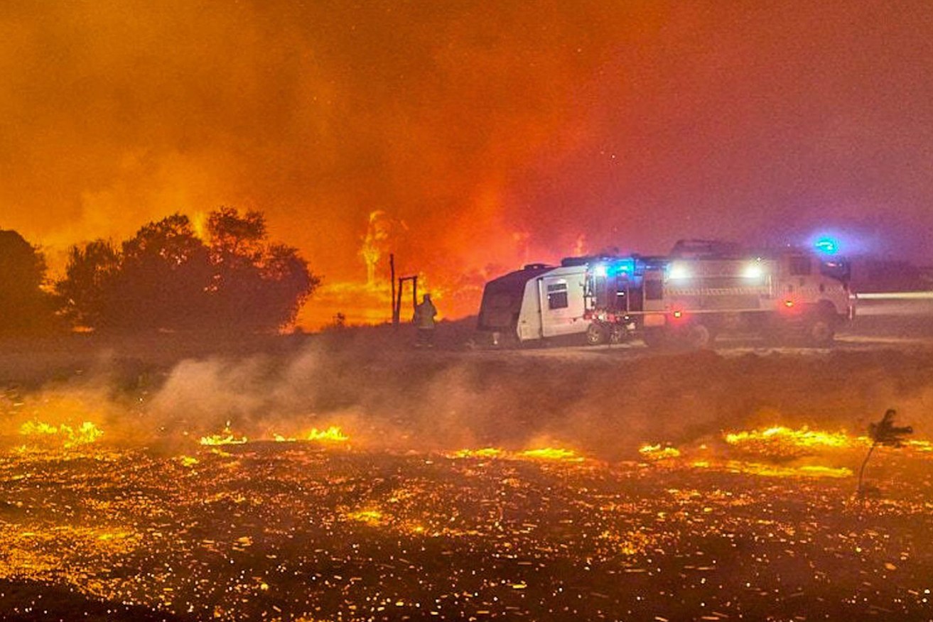 More than 160 firefighters and support personnel are battling a huge bushfire, south of Perth. 