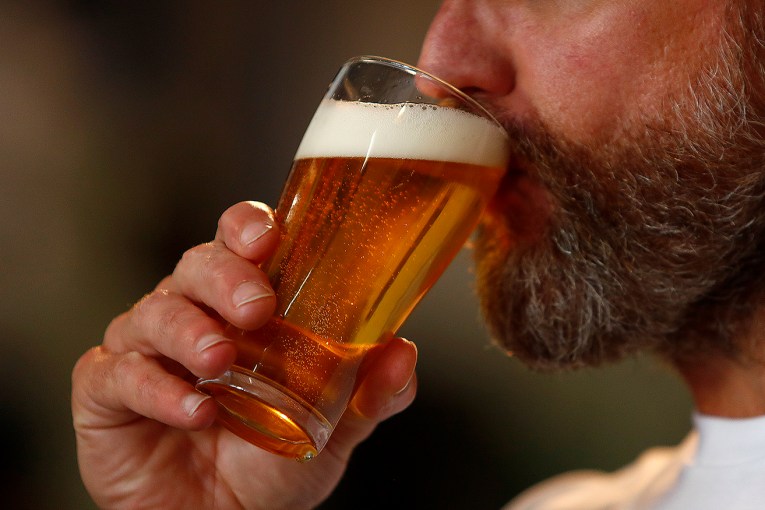 Alcohol intake among dementia risk factors