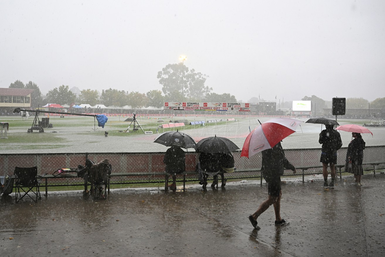 Wild weather caused delays and made running difficult at the Stawell Gift in Victoria.