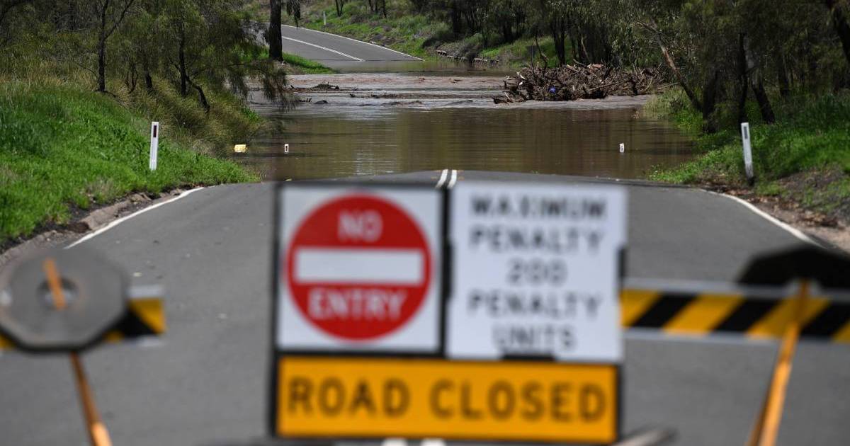 States brace for collision of weather systems