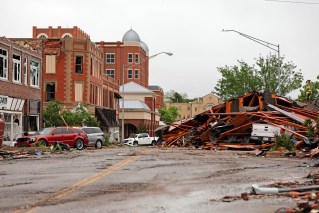 Dozens of tornadoes claim lives in Oklahoma