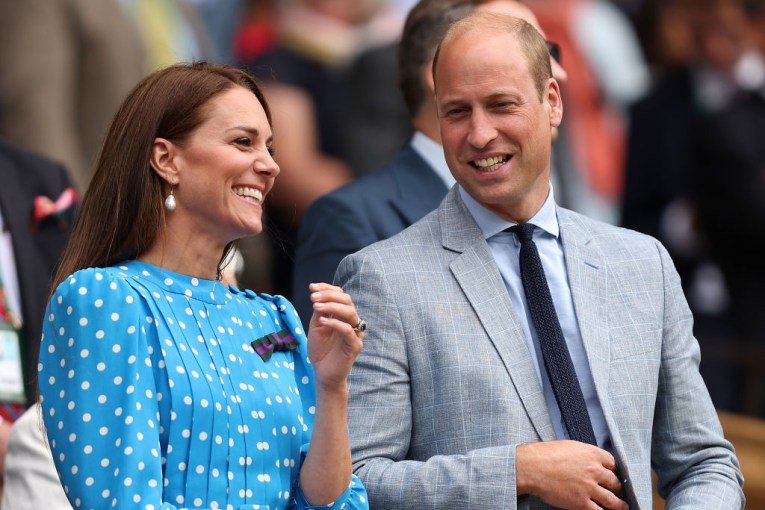 Kate and William release new anniversary photo