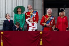 Speculation mounts on royal family reunion