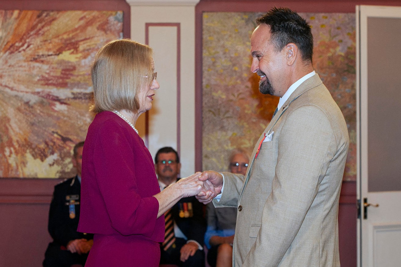 Steven Bradbury has been honoured with a bravery award from Queensland Governor Jeannette Young.