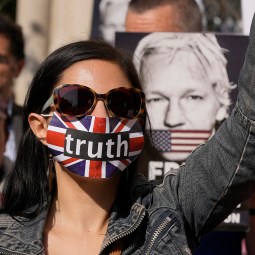 Julian Assange awaits US extradition judgment