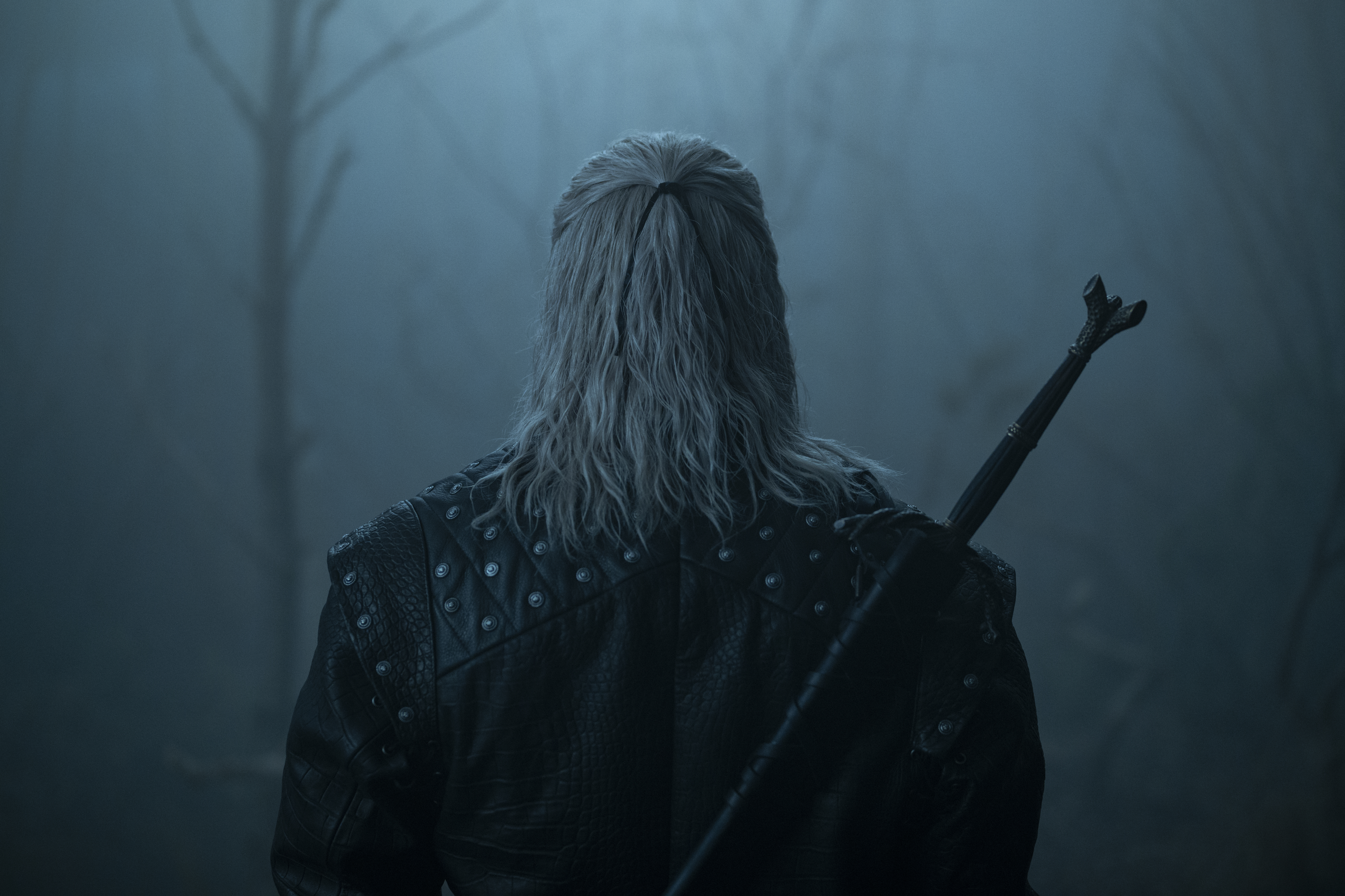 Liam Hemsworth has big boots to fill in next season of The Witcher - Vimarsana News