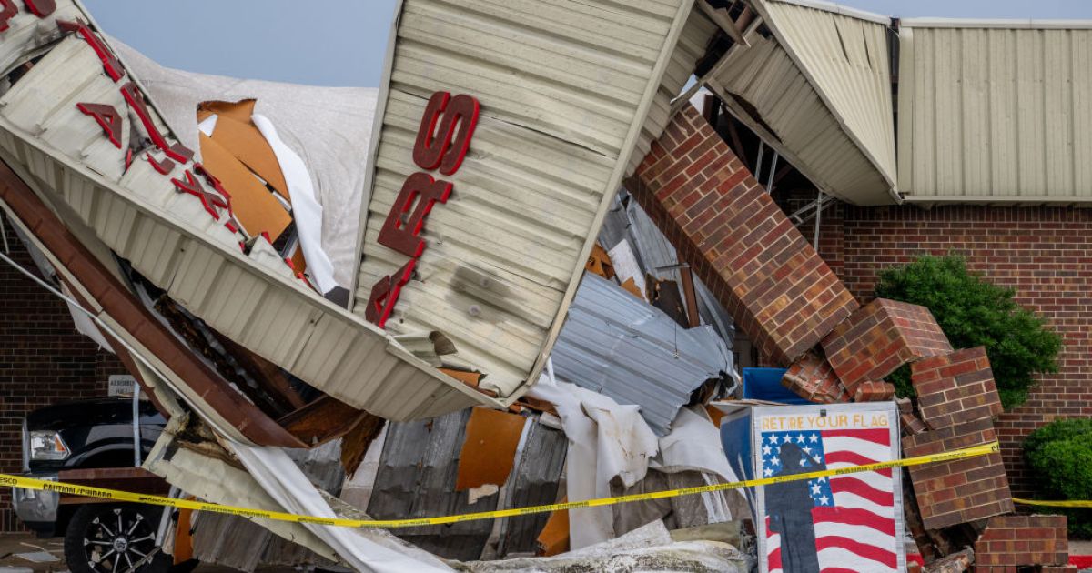 At least 15 dead after storms rage in US states