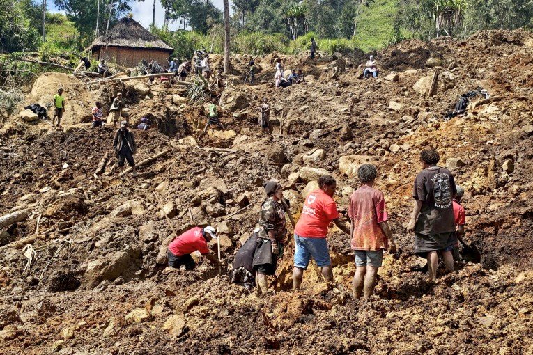 PNG ends landslide rescue amid fears of another