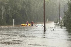 Floods ease but damage expected in river towns