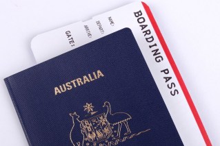 Aussies get visa-free travel to China as relations thaw