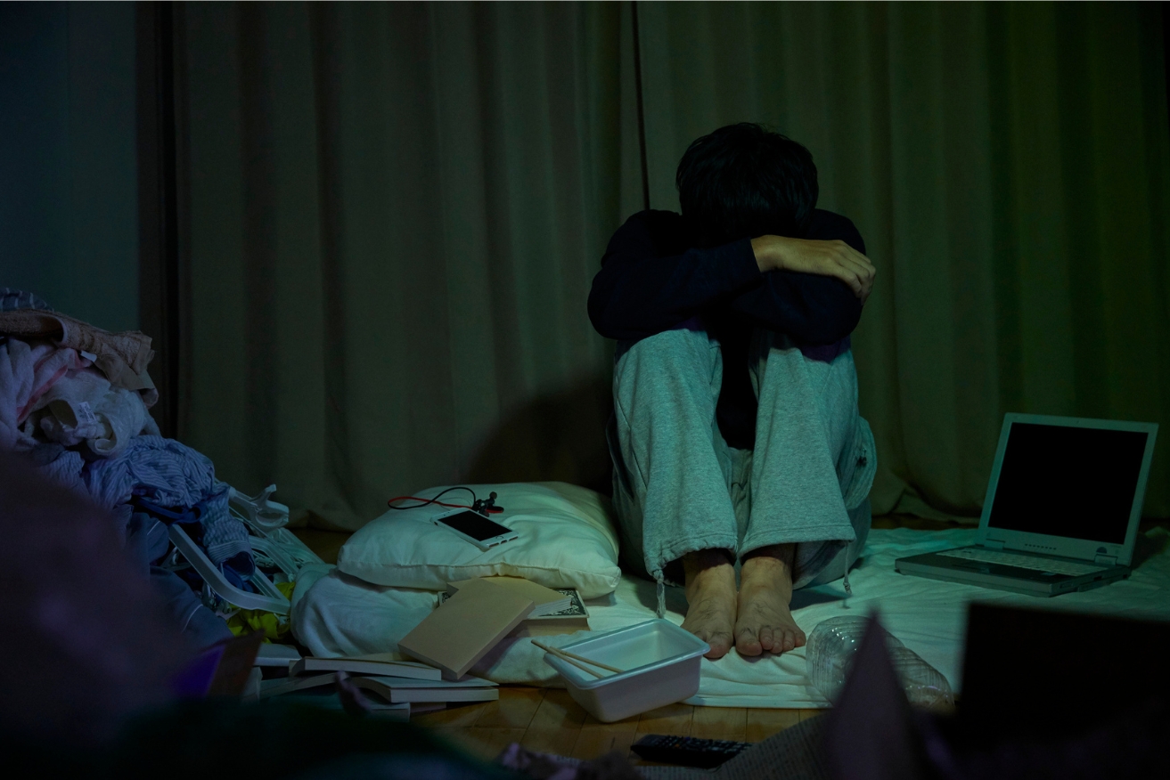 An increasing amount of people worldwide are self-isolating.
