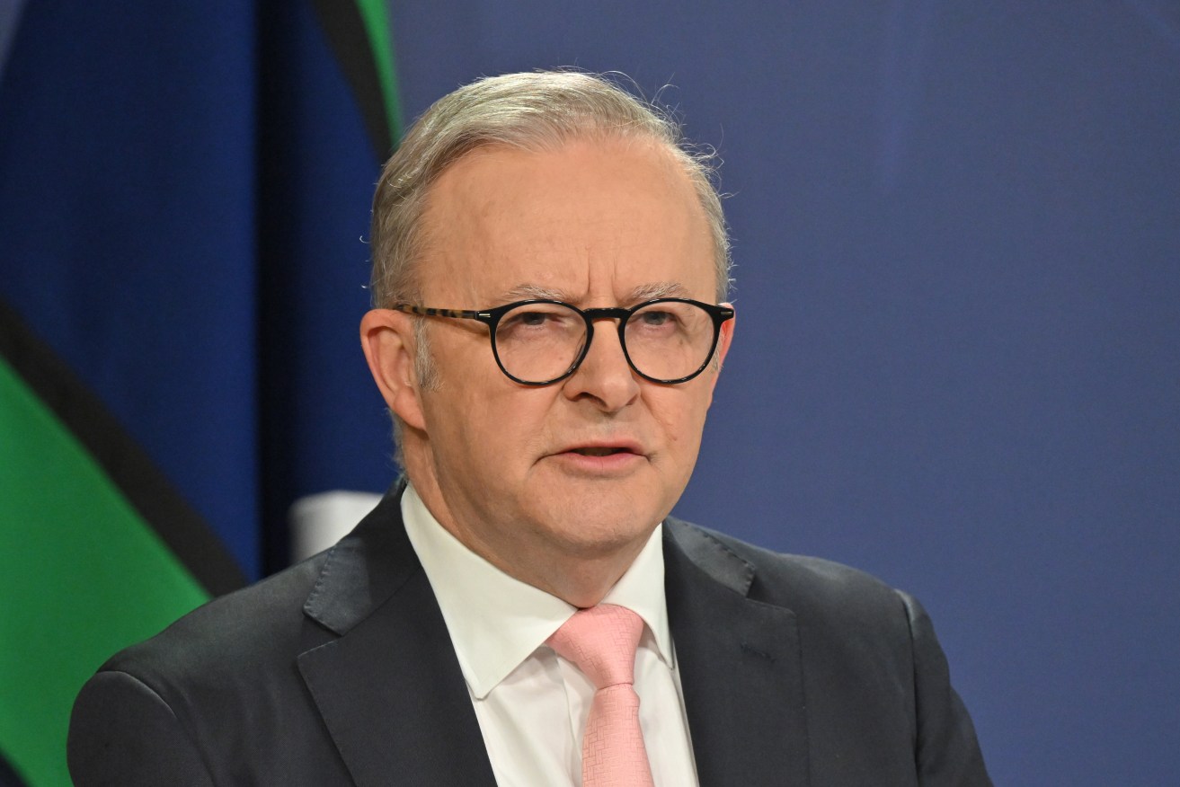 A business group has fired a warning shot at the prime minister over industrial relations and wages.