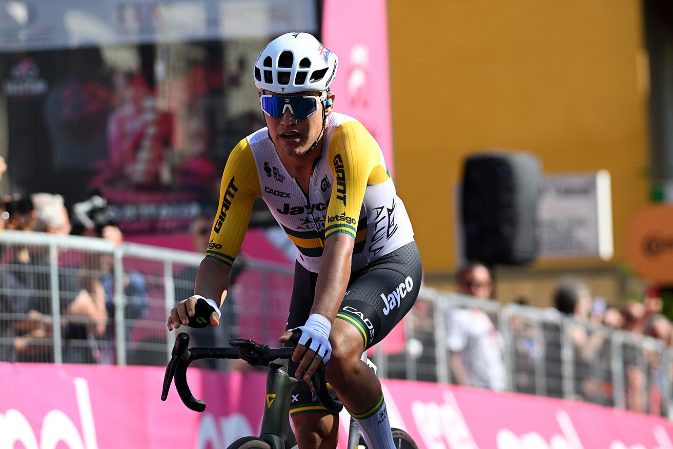 Luke Plapp is recovering after abdominal surgery following his crash at the Paris Olympics.