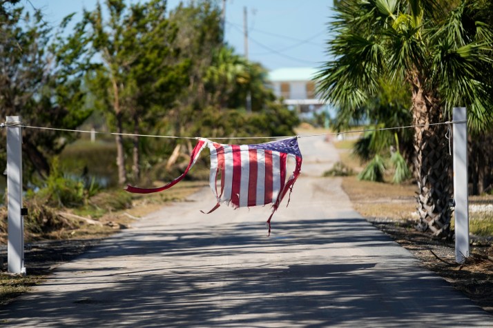 At least 90 dead as US recovers after Hurricane Helene