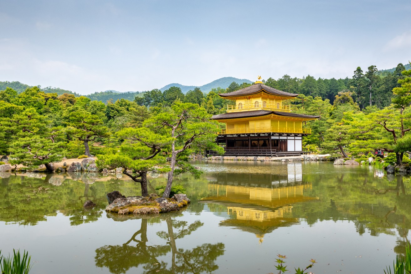 Japan, Kyoto, Rokuon-ji (Kinkaku-ji)