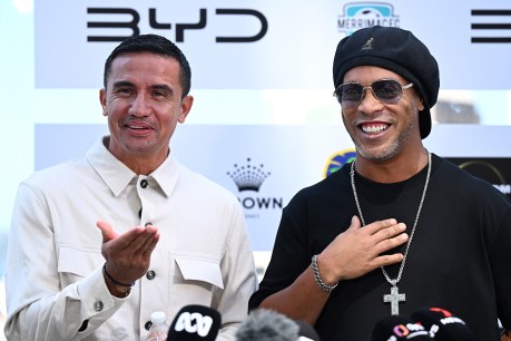Tim Cahill sells a dream with Brazilian golden boy Ronaldinho