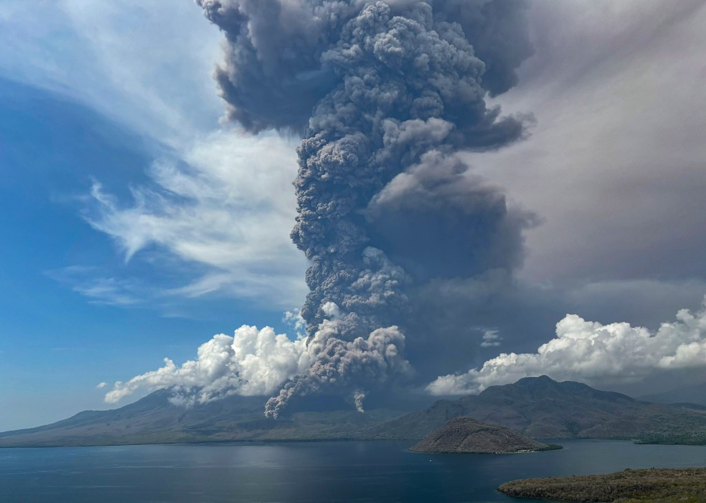 Australia Indonesia flights disruption