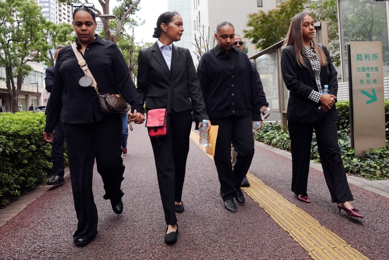 Members of Donna Nelson's family have supported her in a Japanese court.