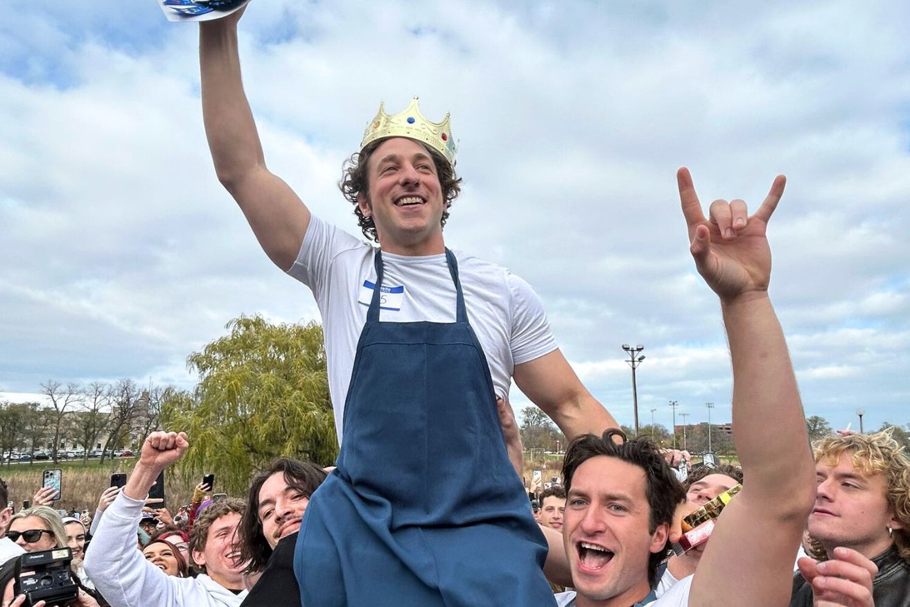 Ben Shabad won the Jeremy Allen White (<i>The Bear</i>) lookalike competition.