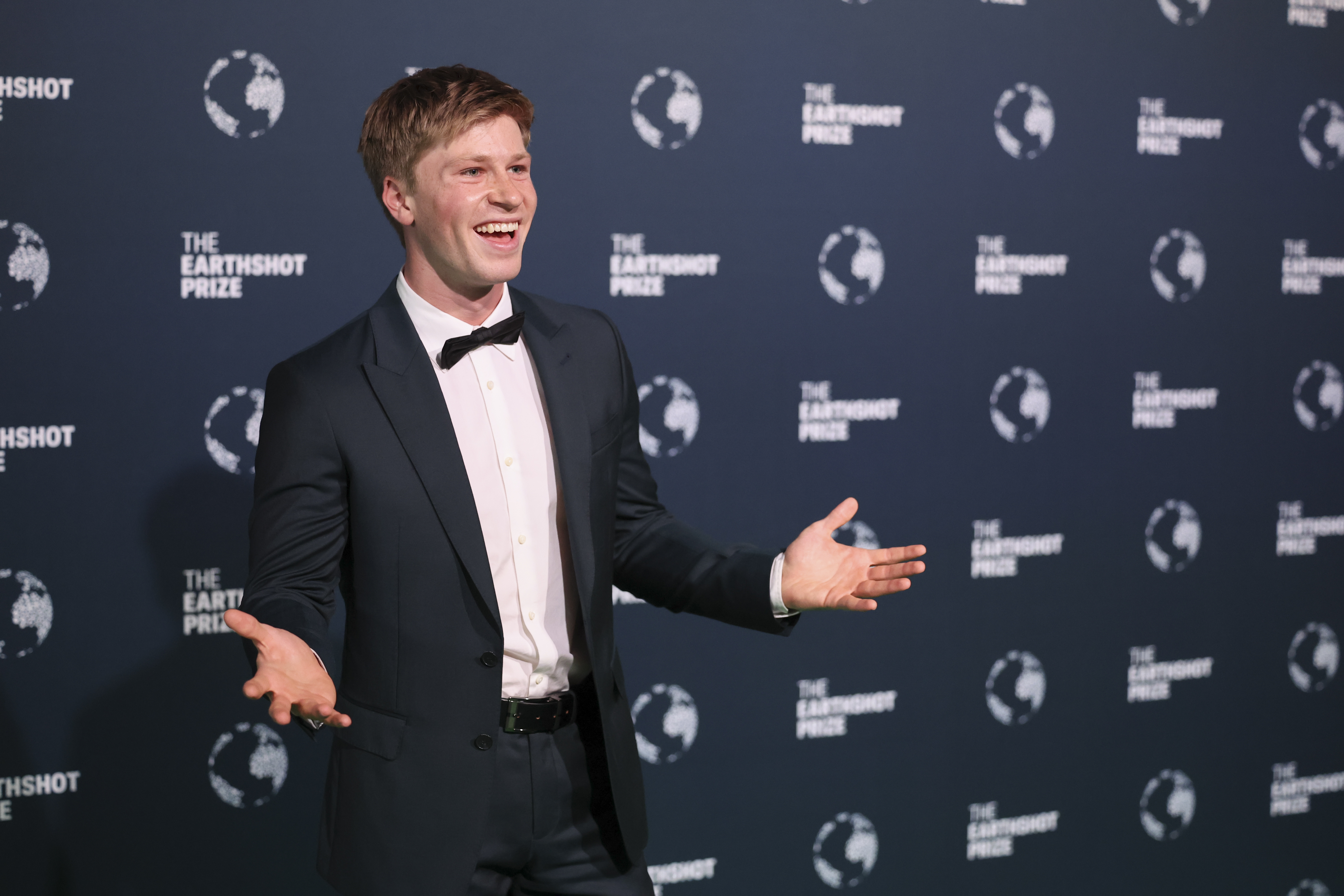 Robert Irwin pays tribute to dad Steve on 21st birthday