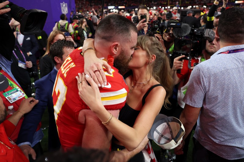 taylor swift travis kelce