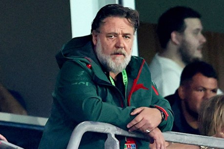 Russell Crowe rubbishes reports of Rabbitohs sale