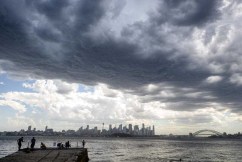 Heatwave temps plummet as winds and hail roll in