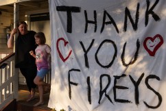 Winds, terrain could merge national park bushfires