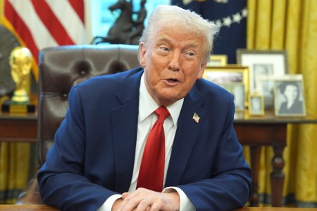 Trump hits pause on Canada, Mexico tariffs
