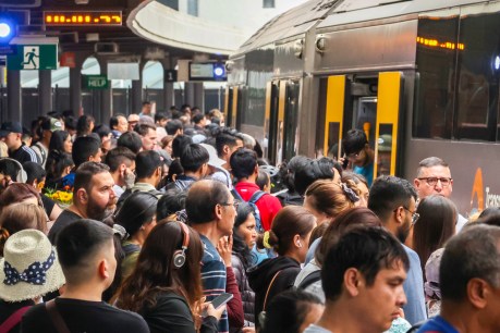 &#8216;Let&#8217;s f&#8211;&#8216; the network: Damning text emerges in rail dispute