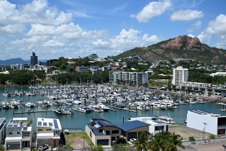Magnitude 4.4 quake rocks Queensland coast