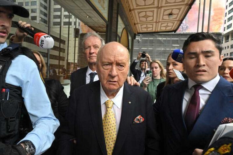 Court hears Jones wanted to kiss athlete 'all night'