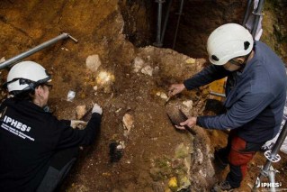 'Pink' Floyd discovery rewrites human history 