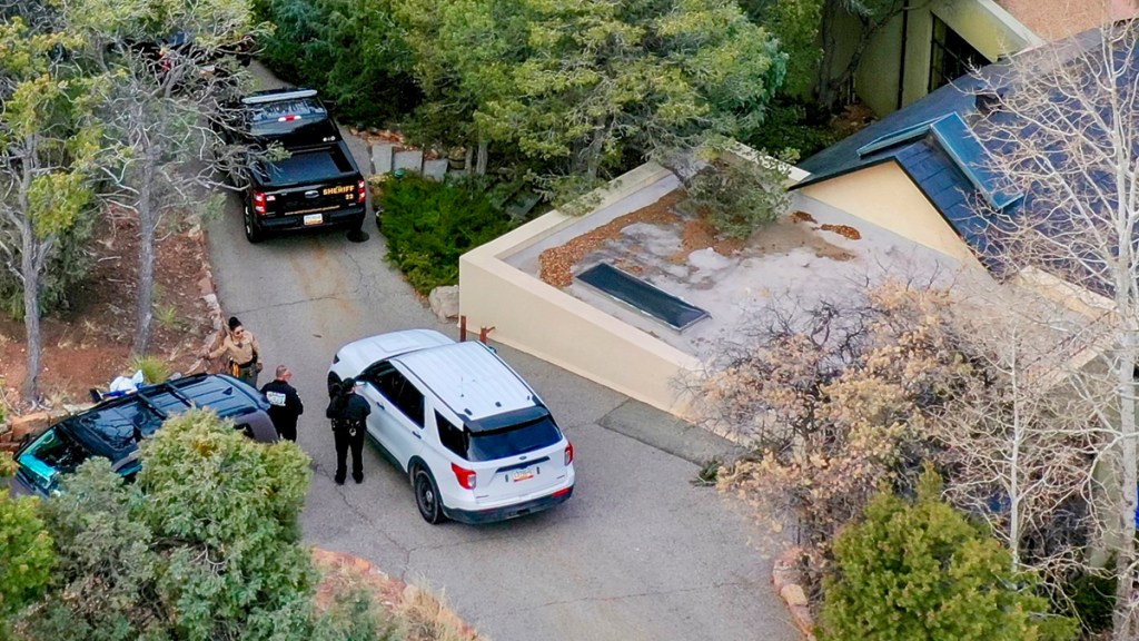 Hackman's estate wants grisly death images kept secret