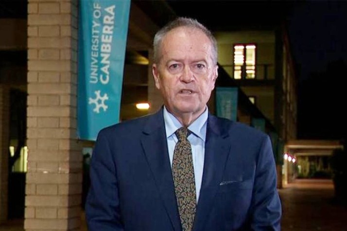 Shorten urges trade fightback, amid beef, wine fears