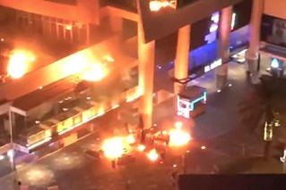Hundreds evacuated after fire in tourist hotel