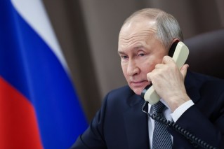 Putin agrees to halt strikes after Trump chat 