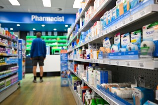 Labor reveals health pledge to cap cost of prescriptions 