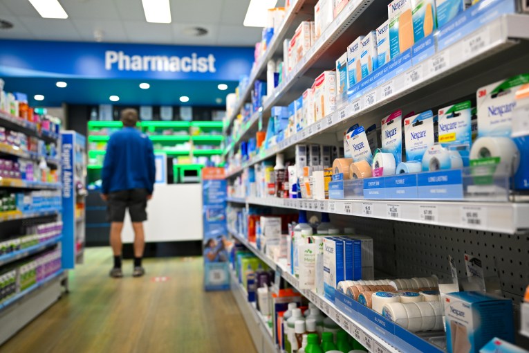 Labor reveals health pledge to cap cost of prescriptions 