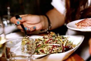 Do you eat a meal in 20 minutes or less? Might be time to slow down